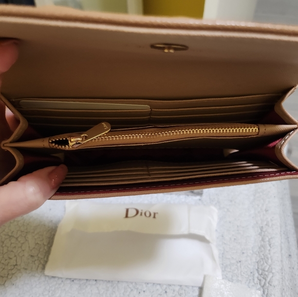 Dior Wallet - Picture 6 of 13
